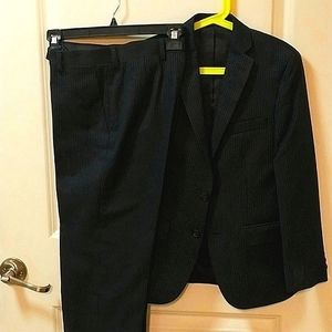 Lauren Ralph Lauren Suit